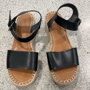 Universal Thread Sandals Rae Espadrilles Size 10 Black Upper Jute Platfor…